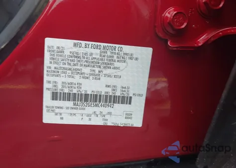 2021 Ford Ecosport Se z USA, uszkodzony, nr VIN MAJ3S2GE5MC440942